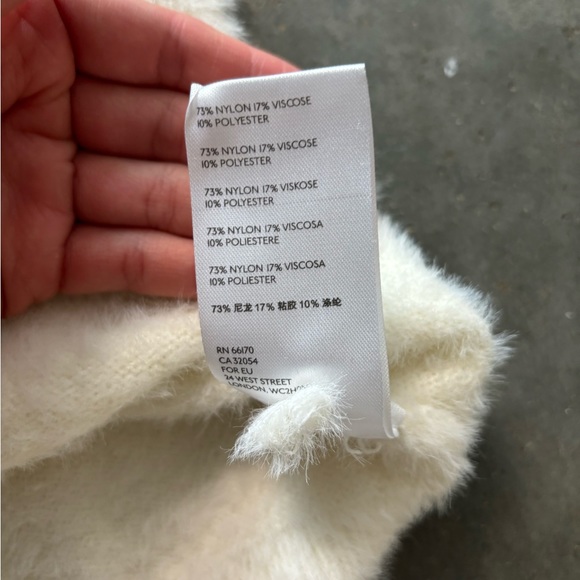 Anthroplogie fuzzy sweater top - Picture 4 of 8